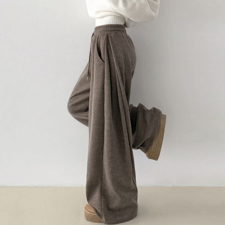 히버 니트 사이드 핀턱 와이드 기모 밴딩 트레이닝 팬츠 브라운