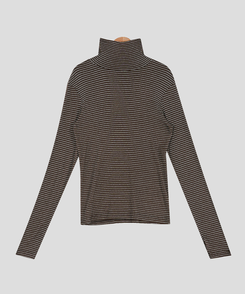 ストライプタートルネックTシャツ