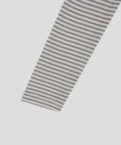 ストライプタートルネックTシャツ