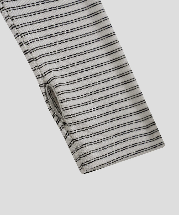 ストライプタートルネックTシャツ