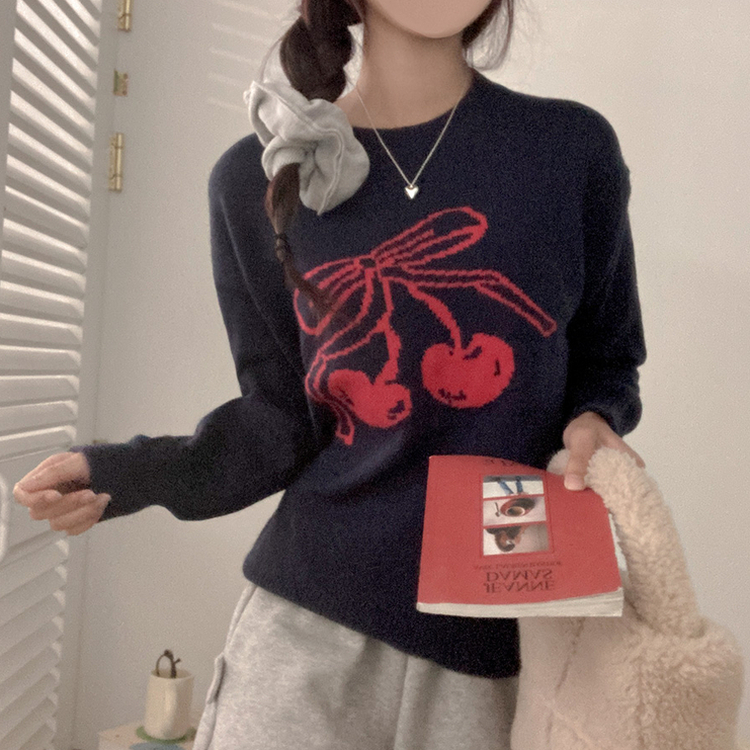 체리베리 라운드넥 루즈핏 니트 네이비