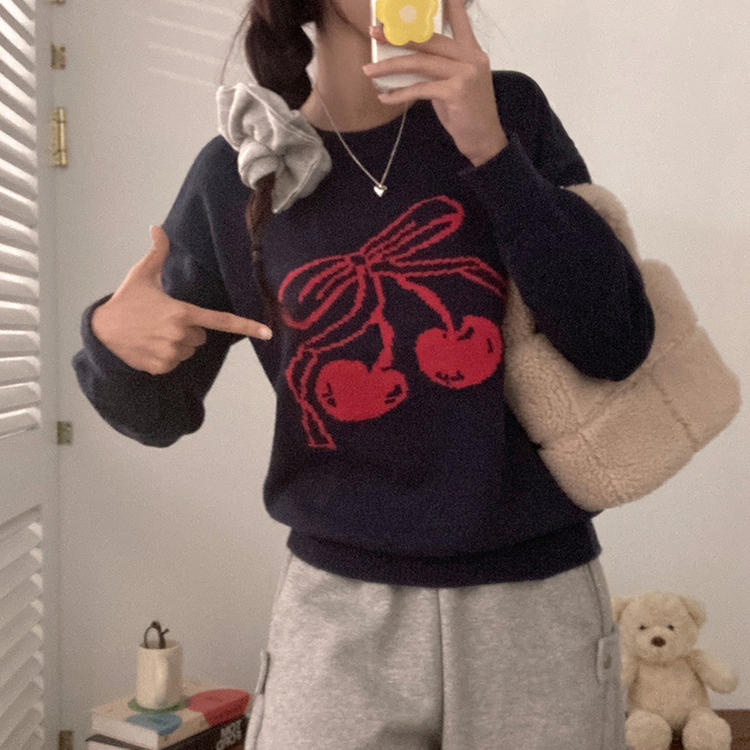 체리베리 라운드넥 루즈핏 니트 네이비