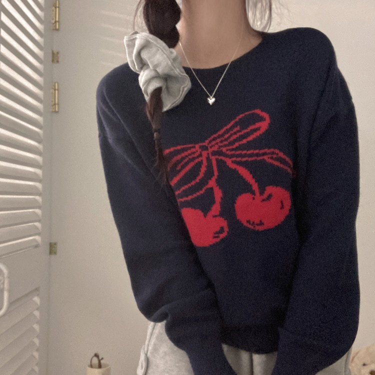 체리베리 라운드넥 루즈핏 니트 네이비