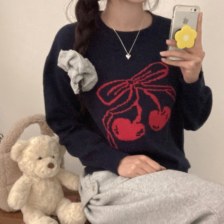 체리베리 라운드넥 루즈핏 니트 네이비