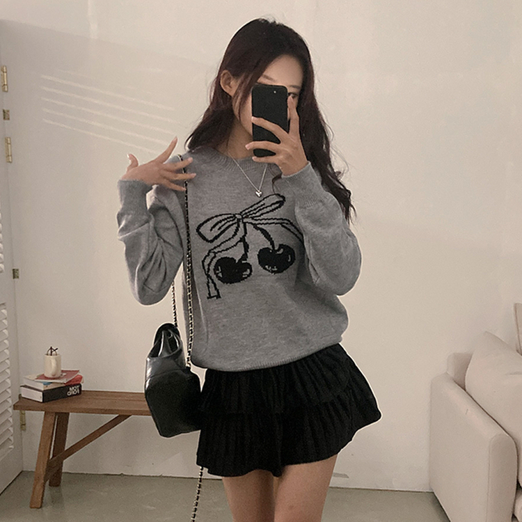 체리베리 라운드넥 루즈핏 니트 그레이