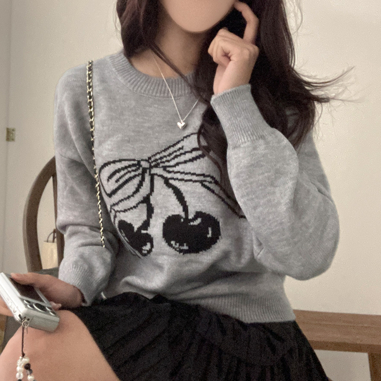 체리베리 라운드넥 루즈핏 니트 그레이