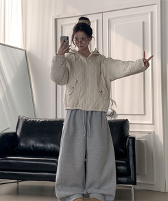 에타 깔깔이 항아리 하프넥 후드 패딩 밑단스트링 아방핏 루즈핏 포켓 후드스트링 데일리 겨울패딩 아이보리