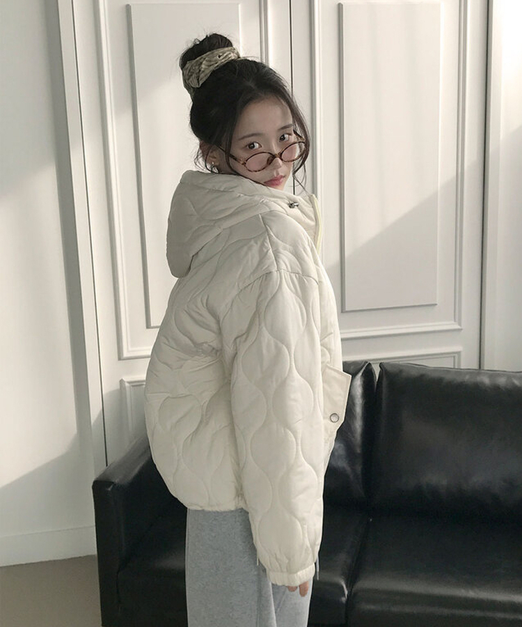 에타 깔깔이 항아리 하프넥 후드 패딩 밑단스트링 아방핏 루즈핏 포켓 후드스트링 데일리 겨울패딩 아이보리
