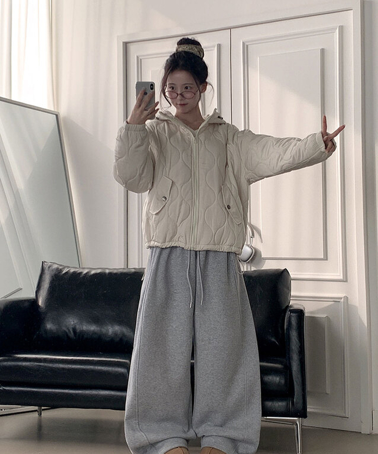 에타 깔깔이 항아리 하프넥 후드 패딩 밑단스트링 아방핏 루즈핏 포켓 후드스트링 데일리 겨울패딩 아이보리