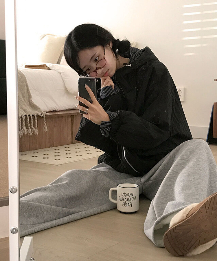 호시 퀄팅 참팬던트 체크배색 후드 패딩 블랙