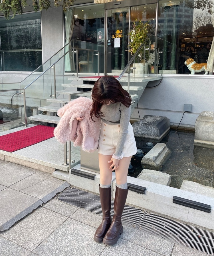 버튼 숏 팬츠 아이보리