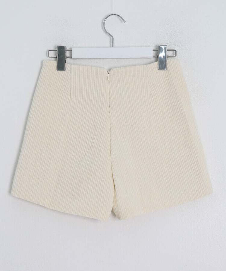 버튼 숏 팬츠