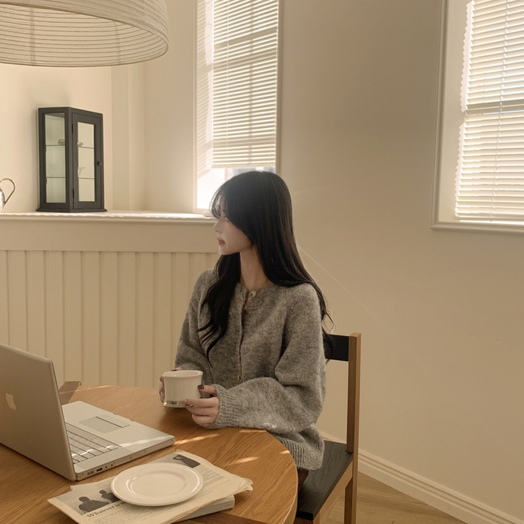 모헤어 오트밀 보카시 아방핏 라운드 데일리 겨울 가디건 그레이