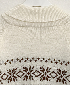 ノルディックニットジップアップ