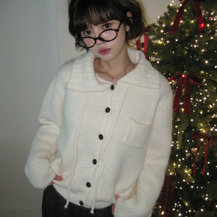네브 꽈배기 카라 리본 포켓 니트 가디건 아이보리