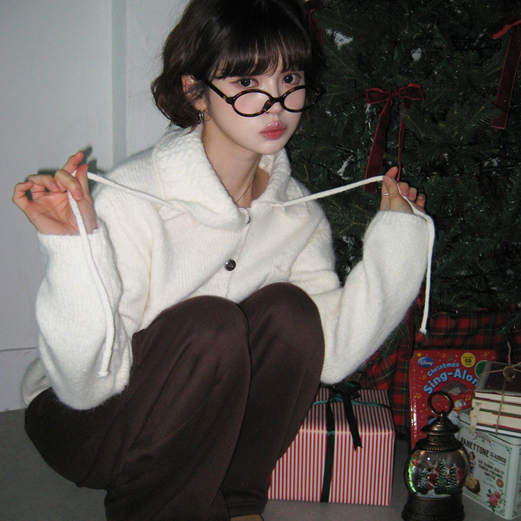 네브 꽈배기 카라 리본 포켓 니트 가디건 아이보리