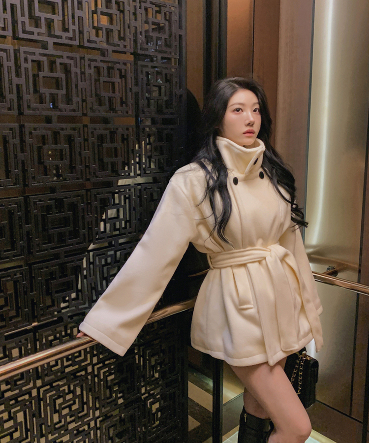 ハイネックダブルボタンハーフコート IVORY