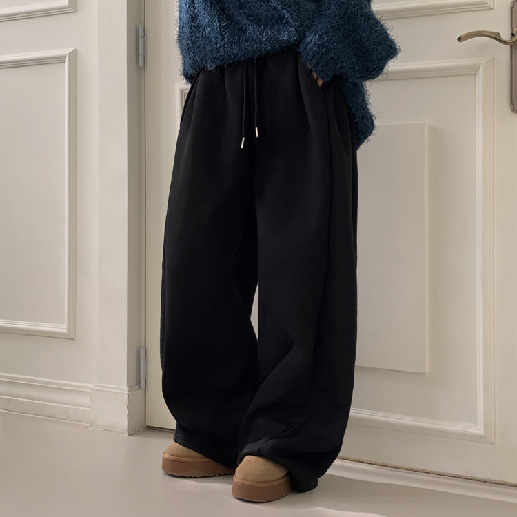 【起毛】ヒーティングサイドピンタックトレーニングパンツ BLACK