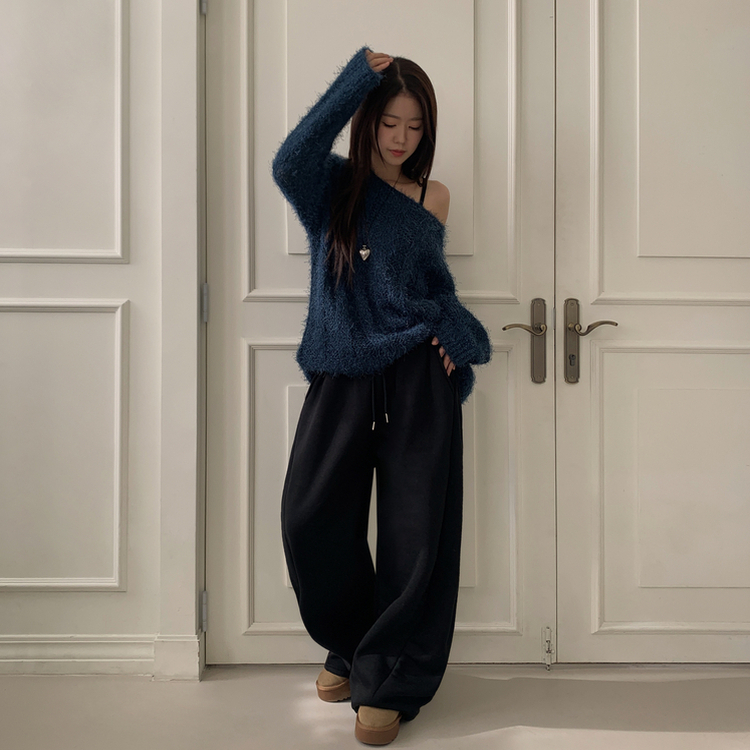 【起毛】ヒーティングサイドピンタックトレーニングパンツ BLACK