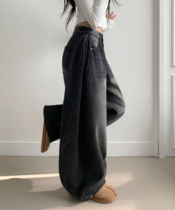 극세사융기모 제드 융기모 사이드핀턱 캣브러쉬 워싱 스냅버튼 조거 와이드 벌룬핏 데님 팬츠 블랙