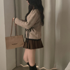 프레젠트 리본 배색 울 라운드넥 니트가디건 베이지