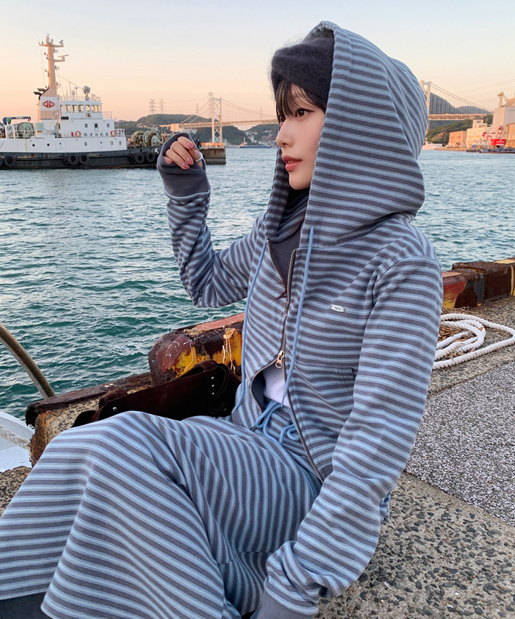 【起毛】ストライプウォーマーフードジャンパー  SOFT BLUE