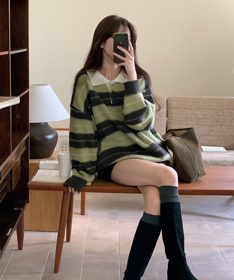 nt5321 (포인트룩추천♥/포근여리핏) 홀린 브러쉬 배색 스트라이프 카라넥 버튼 긴팔 니트 GREEN