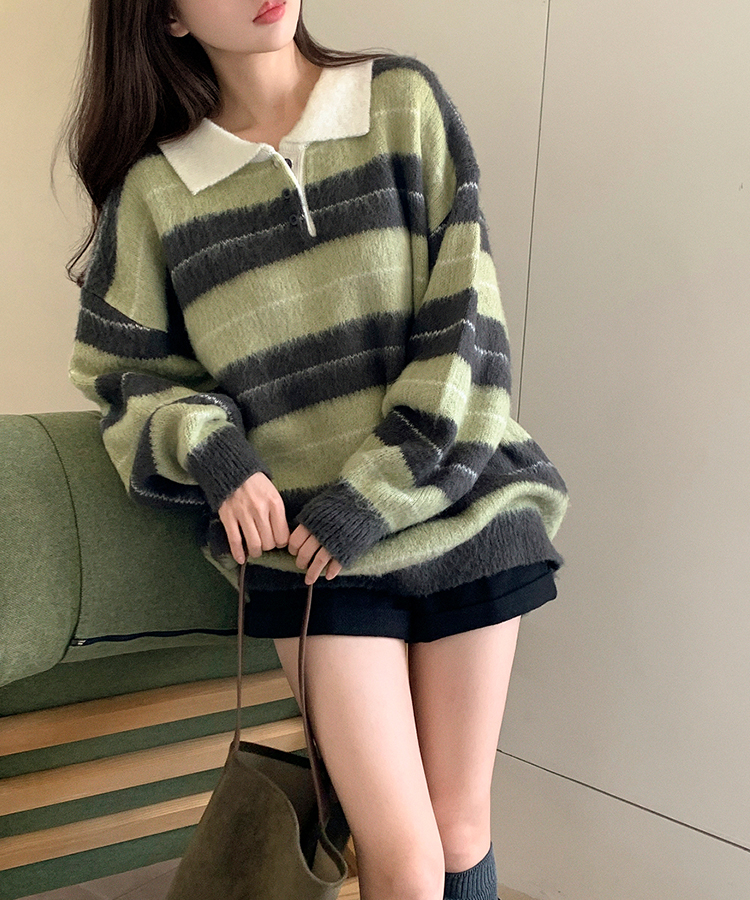 nt5321 (포인트룩추천♥/포근여리핏) 홀린 브러쉬 배색 스트라이프 카라넥 버튼 긴팔 니트 GREEN