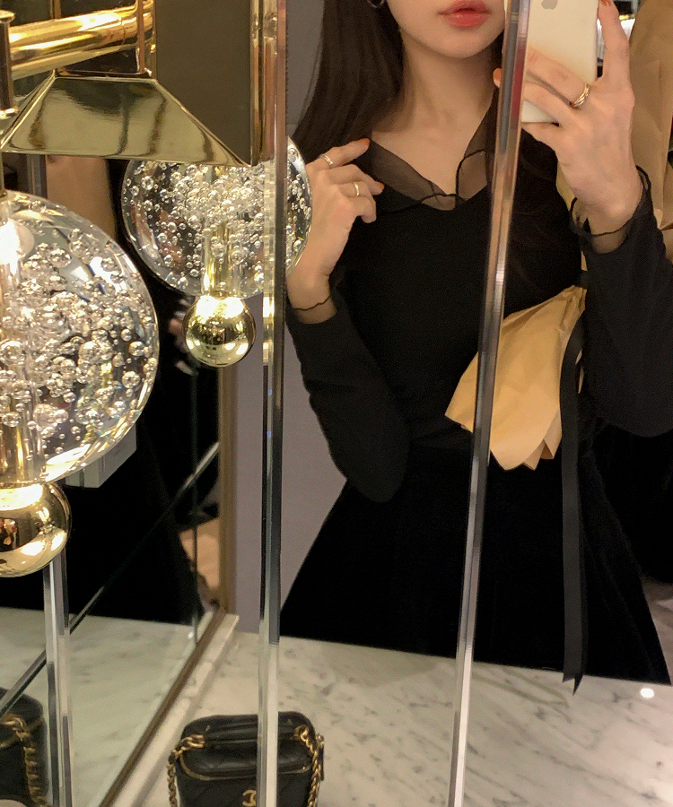 （華奢見えシルエット／伸縮性あり）ヘイラ メッシュカラーロングTシャツ BLACK