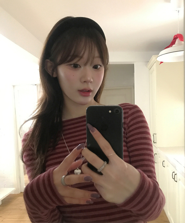 ヘイソーブル長袖Ｔシャツ RED