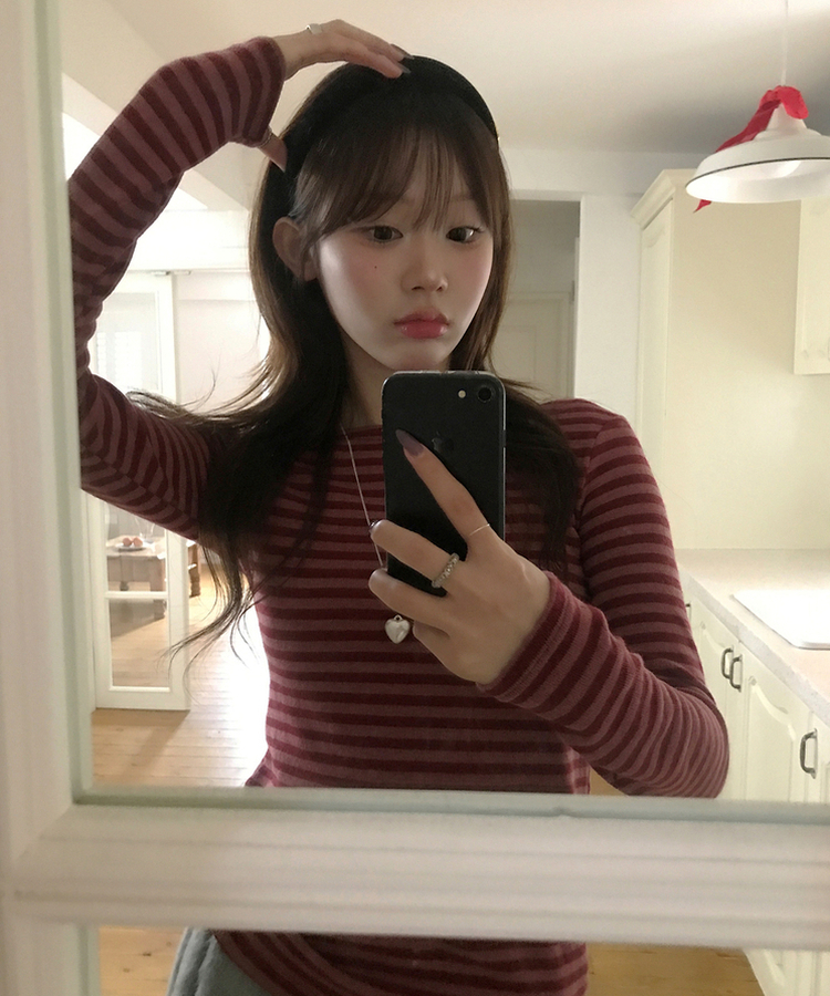 ヘイソーブル長袖Ｔシャツ RED