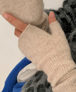 ウォーマーロング手袋 OATMEAL