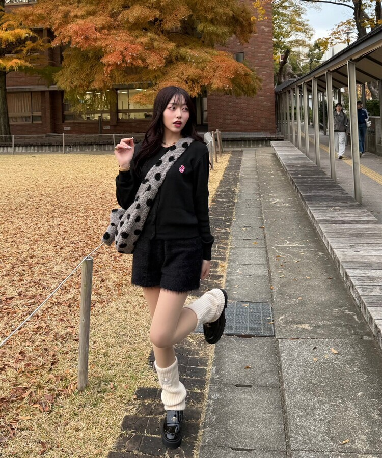 【❤️MADE】 자수 라운드 가디건 블랙