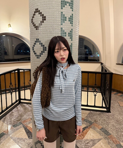 【❤️MADE/SET】ブローチ付きストライプＴシャツ SKY BLUE