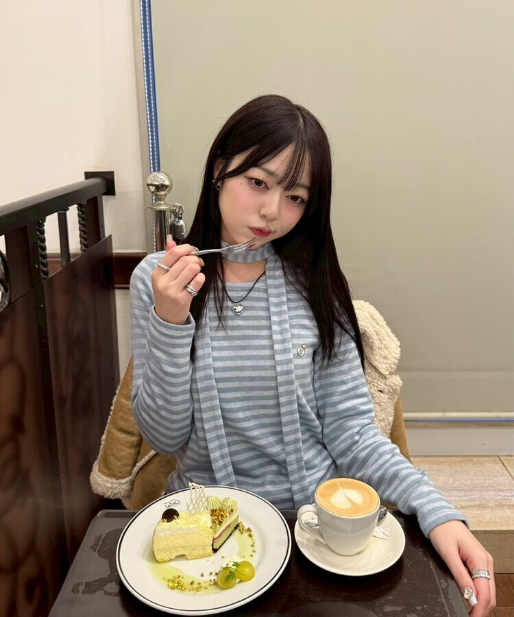 【❤️MADE/SET】ブローチ付きストライプＴシャツ SKY BLUE