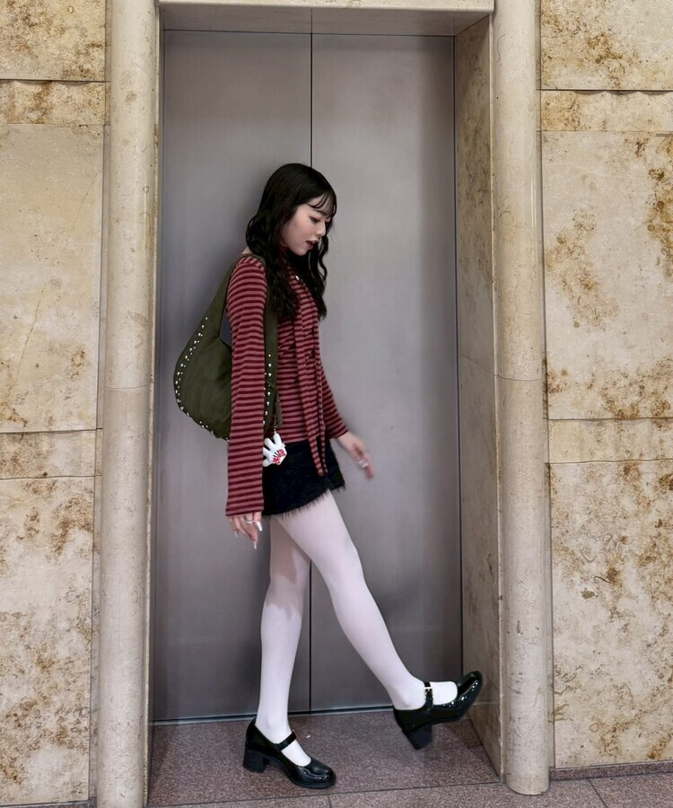 【❤️MADE/SET】ブローチ付きストライプＴシャツ RED