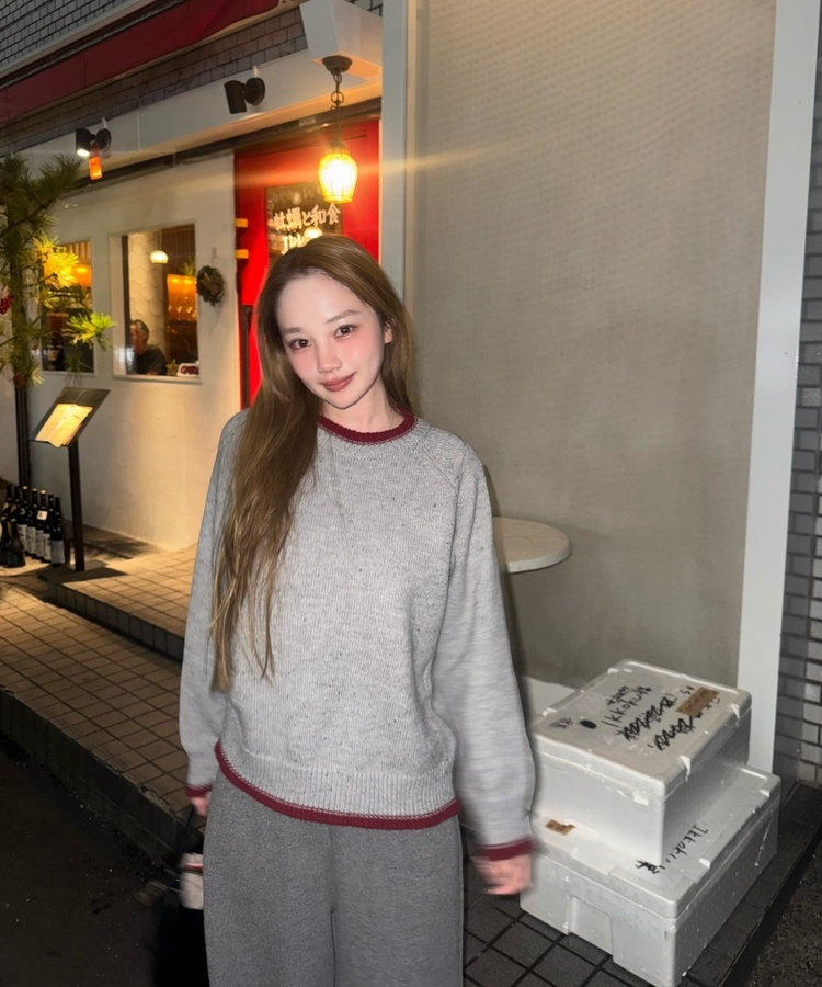 라운드 배색 니트 그레이