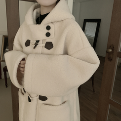 리얼왕오버핏 귀여운 양털 뽀글이 후드 하이넥 투버튼 떡볶이 더플 롱코트 빅사이즈 아이보리