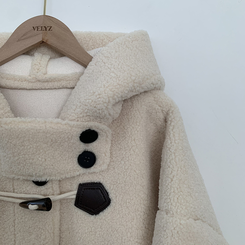 리얼왕오버핏 귀여운 양털 뽀글이 후드 하이넥 투버튼 떡볶이 더플 롱코트 빅사이즈