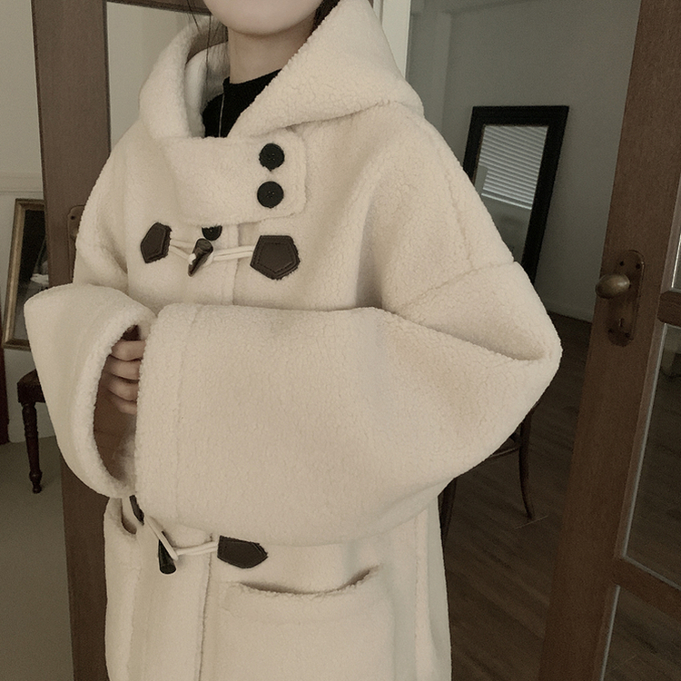 리얼왕오버핏 귀여운 양털 뽀글이 후드 하이넥 투버튼 떡볶이 더플 롱코트 빅사이즈 아이보리