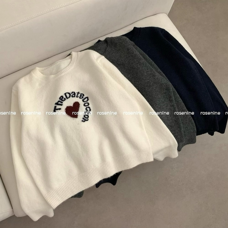 ハートラウンドレタリングニット