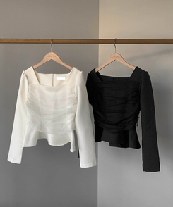 レースフレアブラウス