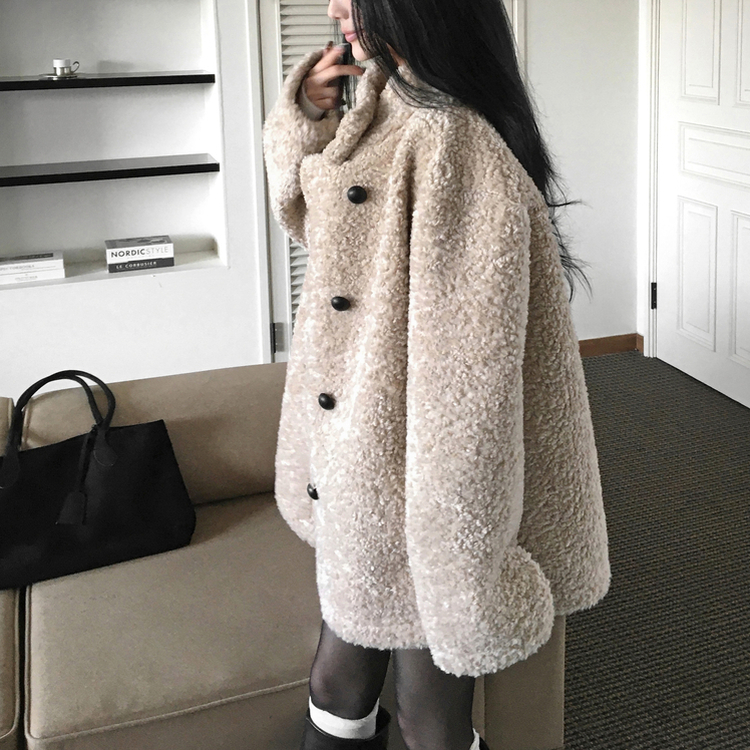 빌츠 양털 퍼 스웨이드 안감 무스탕 하이넥 하프 코트 아이보리