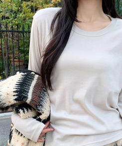 【起毛】ソフトラウンド長袖Tシャツ(6color) IVORY