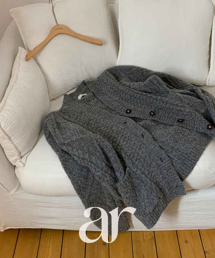 [ウール混] (MADE / ウール5% / 厚手でふんわり♥ / ソフトタッチ)   ケーブル Vネック ルーズフィット ウールカーディガン   DARK GRAY