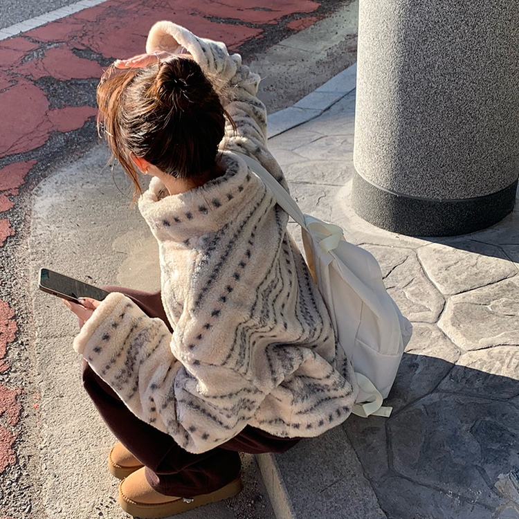 한겨울까지 따뜻한 스노우 노르딕 스트링 오버핏 겨울 플리스 점퍼 아방핏 후리스 아우터 양털 자켓 3color 베이지