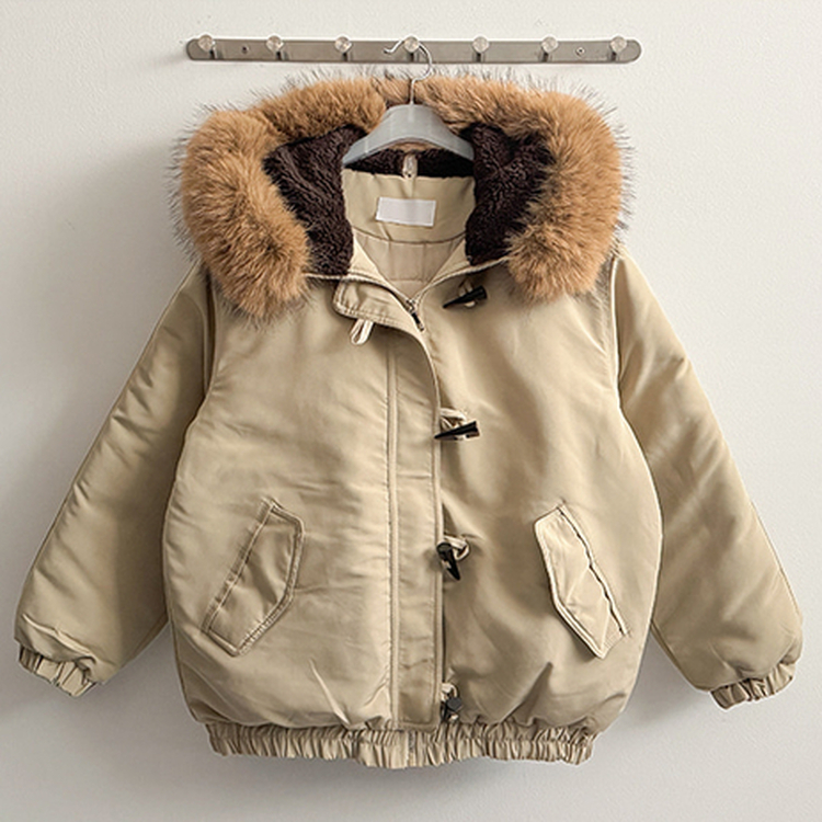 ボタンファーフードダウンジャンパー