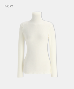 クラシックタートルネックニット IVORY