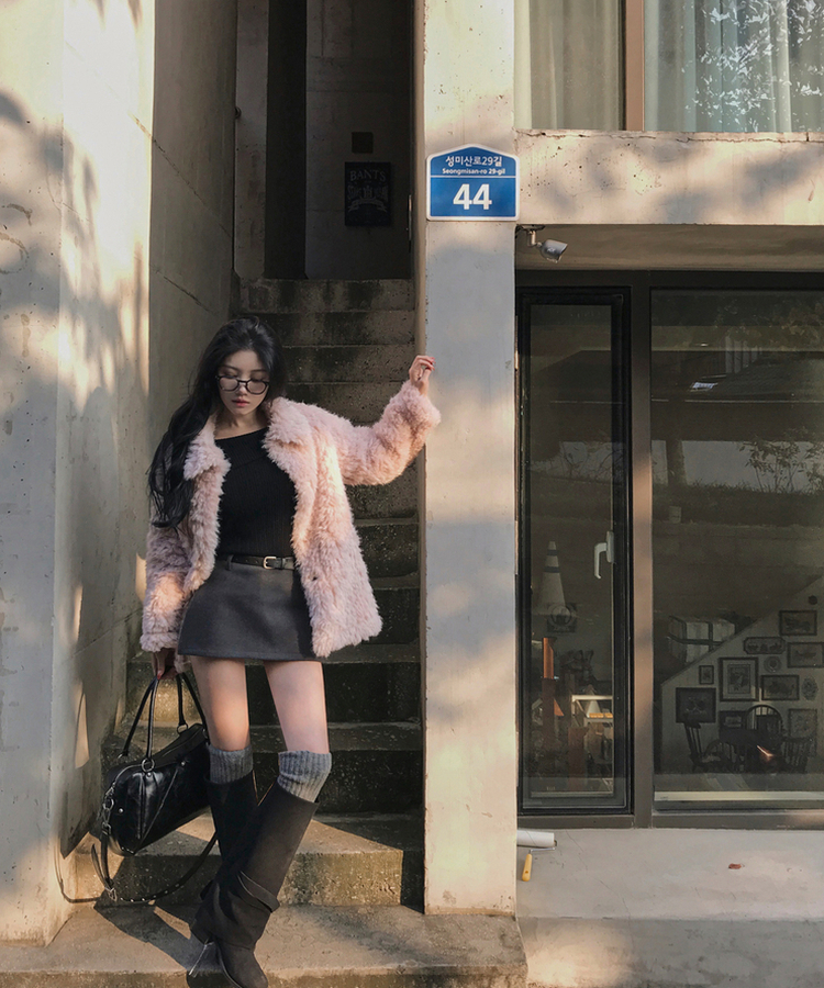 厚手スクエアオフショルダーニット BLACK