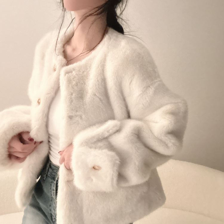 フェイクファーノーカラージャケット IVORY